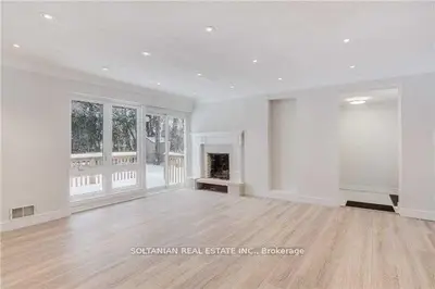 44 Tremont Crescent, Toronto, On M3b 2s2