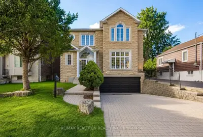 225 Olive Avenue S, Toronto, On M2n 4p5