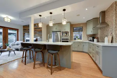 136 Arlington Avenue, Toronto, On M6c 2z1