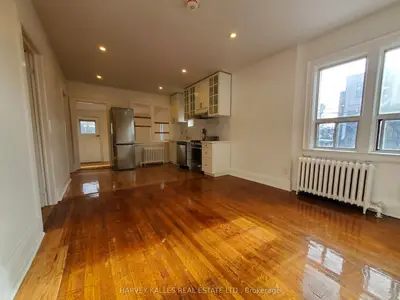 15 Alberta Avenue 2, Toronto, On M6h 2r5