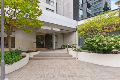 30 Holly Street 1003, Toronto, On M4s 3c2