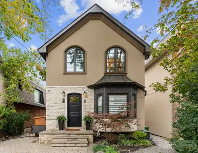 329 Broadway Avenue, Toronto, On M4p 1w4