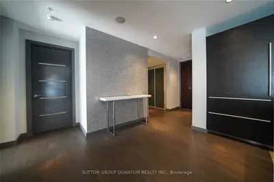180 University Avenue 2109, Toronto, On M5h 0a2