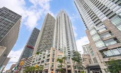 2191 Yonge Street 3210, Toronto, On M4s 3h8