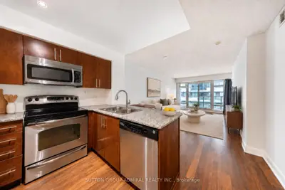 2191 Yonge Street 3210, Toronto, On M4s 3h8