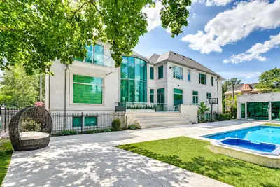 42 Wimpole Drive, Toronto, On M2l 2l3