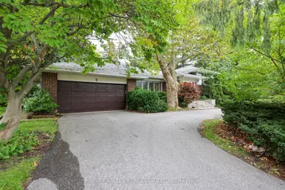 2 Colvestone Road, Toronto, On M2l 1x3
