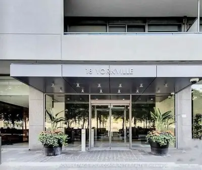 18 Yorkville Avenue 2206, Toronto, On M4w 3y8