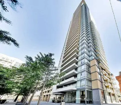 18 Yorkville Avenue 2206, Toronto, On M4w 3y8