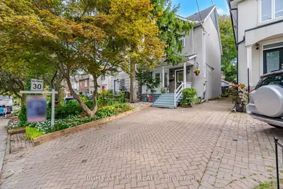 219 Broadway Avenue, Toronto, On M4p 1w1
