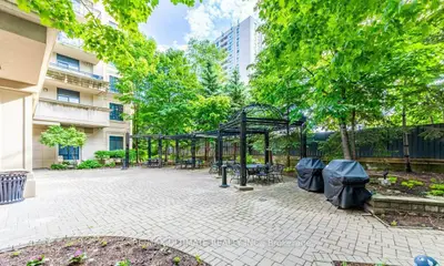 662 Sheppard Avenue 303c, Toronto, On M2k 3e6