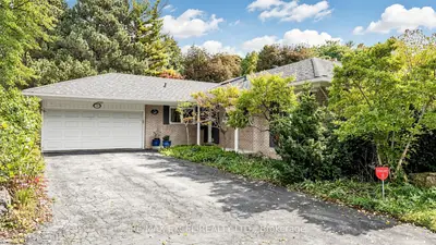 131 Burbank Drive, Toronto, On M2k 1n6