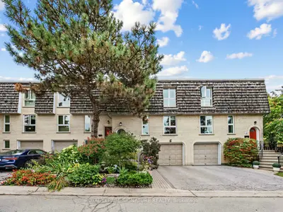 31 Anvil Millway, Toronto, On M2l 1p9