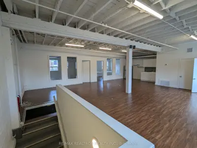 135 Tecumseth Street 12a, Toronto, On M6j 2h2