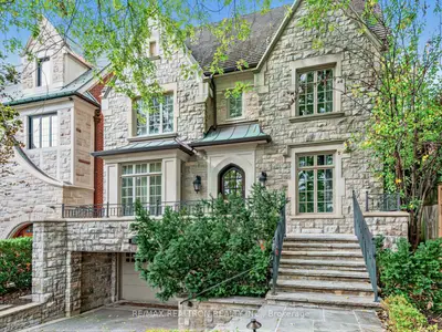 516 Vesta Drive, Toronto, On M5p 3a8