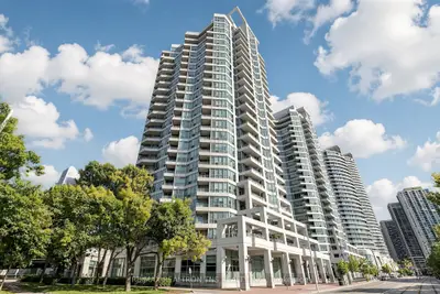 228 Queens Quay W 1501, Toronto, On M5j 2x1