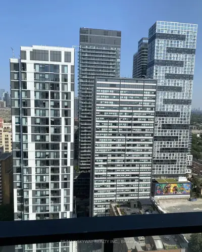 47 Mutual Street 2805, Toronto, On M5b 0c6
