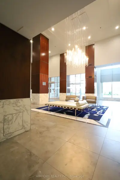 17 Barberry Place 2107, Toronto, On M2k 3e2