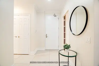 78 Harrison Garden Boulevard 2403, Toronto, On M2n 7e2