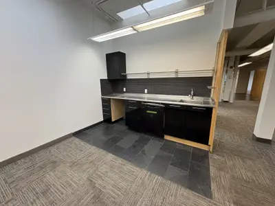 144 Front Street W 725, Toronto, On M5j 2l7