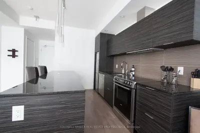 8 Charlotte Street 513 (furnished), Toronto, On M5v 0k4