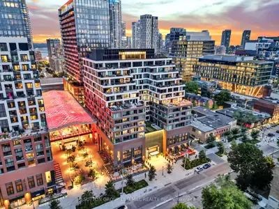 455 Wellington Street W 711, Toronto, On M5v 0v8