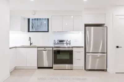 156 Dovercourt Road 1, Toronto, On M6j 3c4