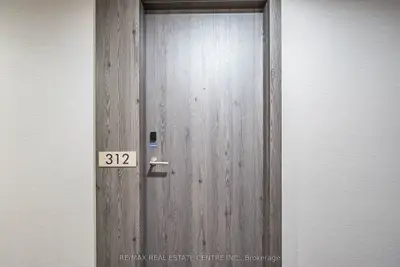 25 Richmond Street E 312, Toronto, On M5c 0a6