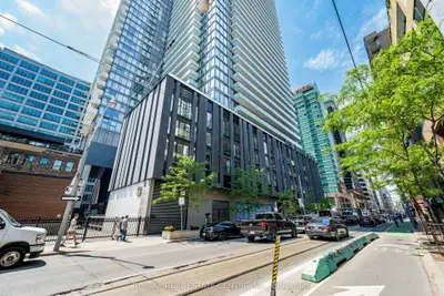 25 Richmond Street E 312, Toronto, On M5c 0a6