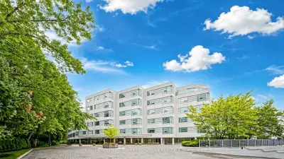 1 Watergarden Way 5, Toronto, On M2k 2z7