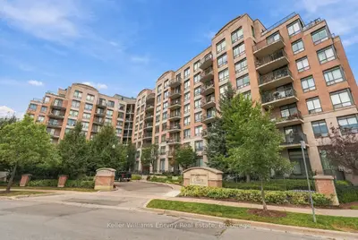 16 Dallimore Circle 402, Toronto, On M3c 4c4