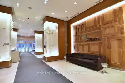 300 Front Street W 1204, Toronto, On M5v 0e9
