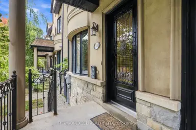 3004 Bayview Avenue, Toronto, On M2n 5k9