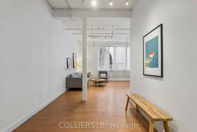 147 Spadina Avenue 206, Toronto, On M5v 2l7