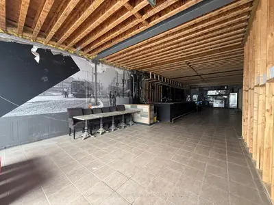 782 St Clair Avenue W, Toronto, On M6c 1b6
