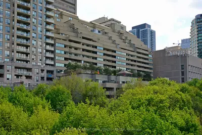 360 Bloor Street E Ph6, Toronto, On M4w 3m3