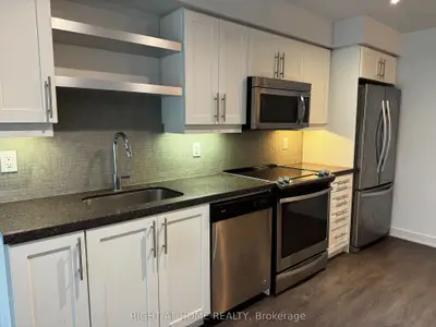 525 Adelaide Street W 723, Toronto, On M5v 0n7