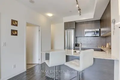 18 Rean Drive 607, Toronto, On M2k 1h3