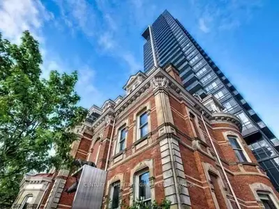 28 Linden Street 2104, Toronto, On M4y 1v6