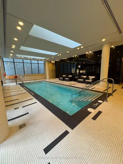 770 Bay Street 2411, Toronto, On M5g 0a6