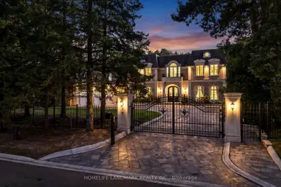 25 The Bridle Path, Toronto, On M2l 1c9