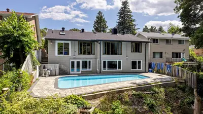 57 Sumner Heights Drive, Toronto, On M2k 1y5