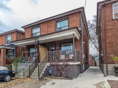 440 Lauder Avenue 1, Toronto, On M6e 3j2