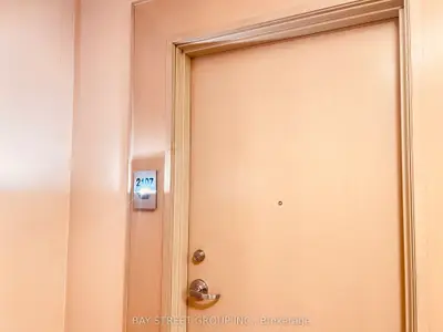 60 Byng Avenue 2107, Toronto, On M2n 4k3
