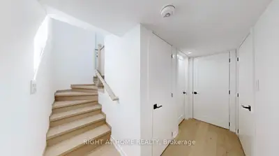 118 Clifton Avenue Basement/studio, Toronto, On M3h 4l3
