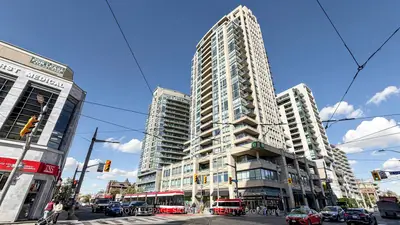 500 St Clair Avenue W 402, Toronto, On M6c 1a8