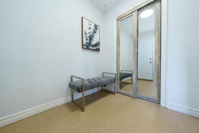 172 Hollyberry Trail, Toronto, On M2h 2p4