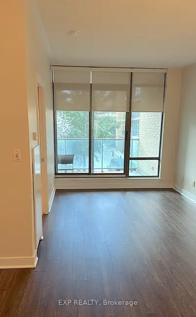 18 Yorkville Avenue 209, Toronto, On M4w 3y8