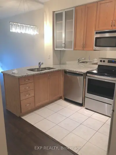 18 Yorkville Avenue 209, Toronto, On M4w 3y8
