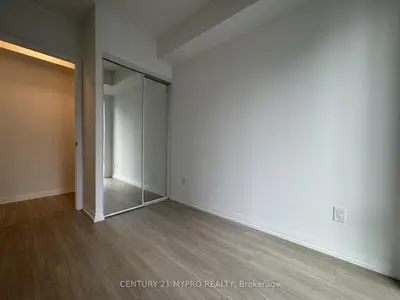 8 Widmer Street 2509, Toronto, On M5v 0w6